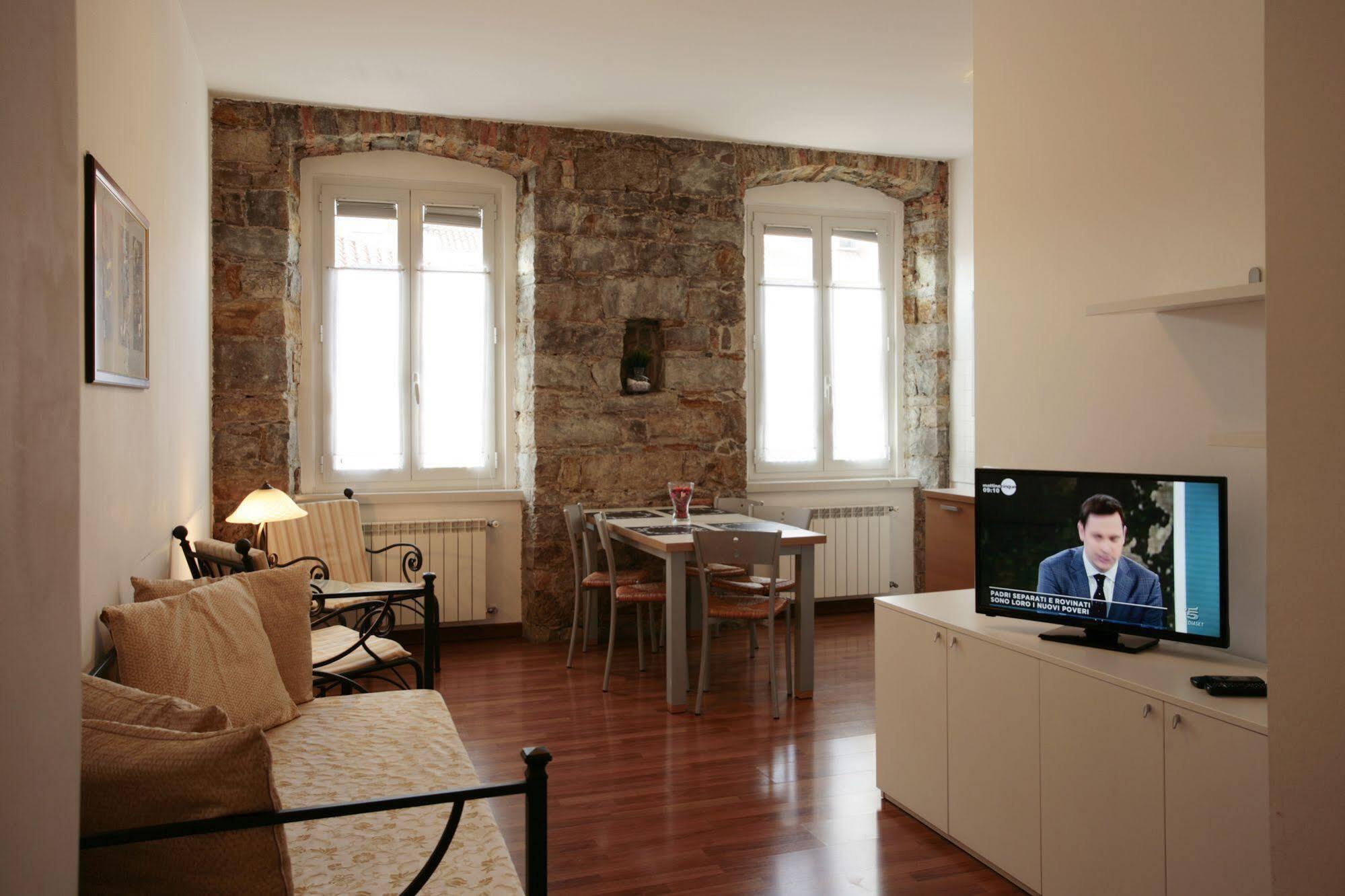 Residence Theresia- Tailor Made Stay Триест Экстерьер фото